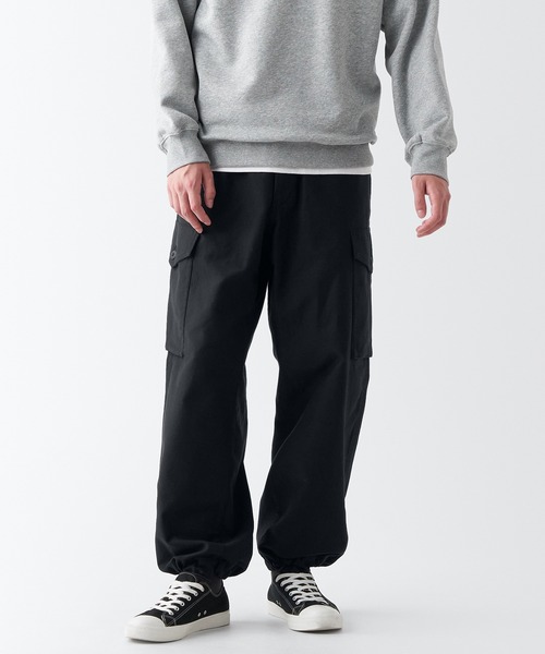 無印良品（ムジルシリョウヒン）の「イージーカーゴパンツ（カーゴパンツ・メンズ・ライトベージュ/カーキ系5/ブラック・S/XXL/XS/L/XL/M）」の2枚目の写真