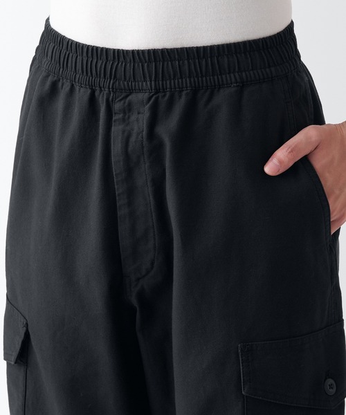無印良品（ムジルシリョウヒン）の「イージーカーゴパンツ（カーゴパンツ・メンズ・ライトベージュ/カーキ系5/ブラック・S/XXL/XS/L/XL/M）」の7枚目の写真