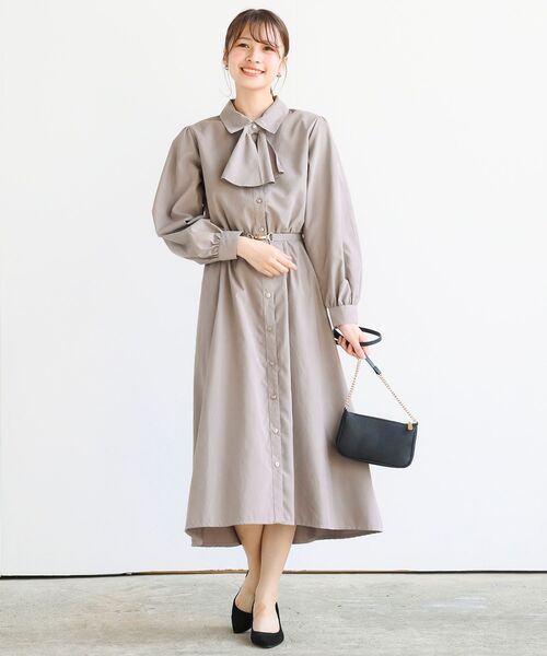 rps（アールピーエス）の「ベルト付きボータイワンピース（ワンピース・レディース・グレイッシュベージュ/ピンクベージュ/ブラック・フリー）」の14枚目の写真