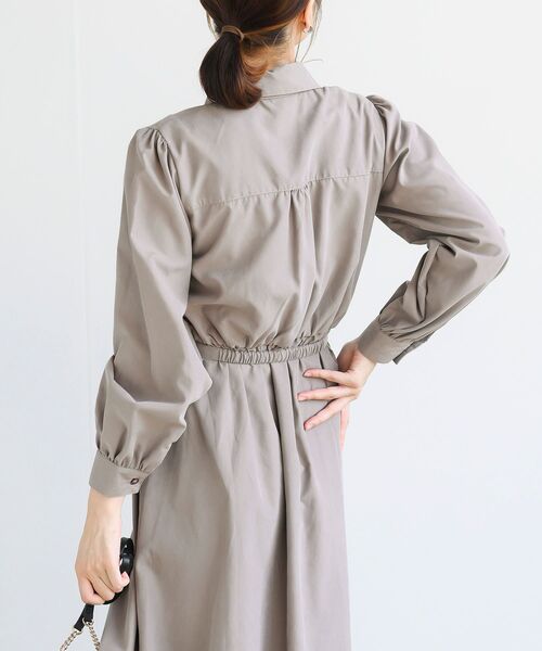 rps（アールピーエス）の「ベルト付きボータイワンピース（ワンピース・レディース・グレイッシュベージュ/ピンクベージュ/ブラック・フリー）」の20枚目の写真