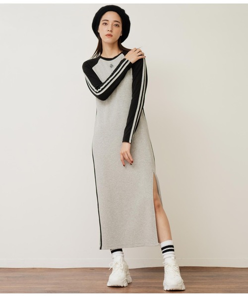 ANAP（アナップ）の「ラグランスリーブラインワンピースクルーネック長袖（ワンピース・レディース・ブラック/グレー・FREE）」の19枚目の写真