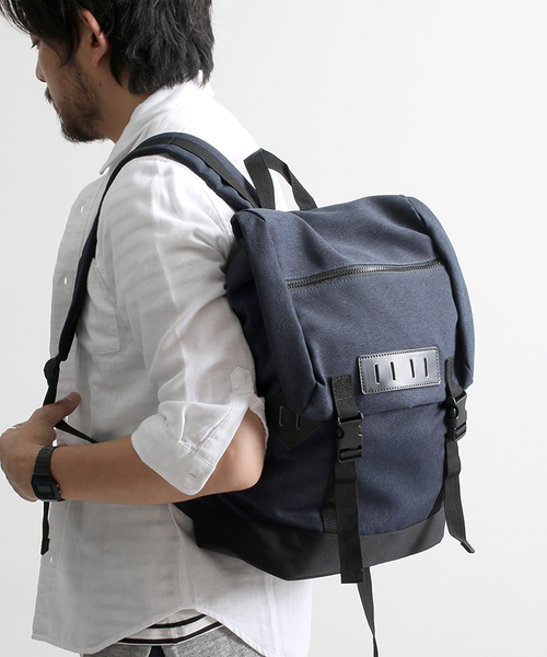 WEGO（ウィゴー）の「WEGO/ダブルバックルバックパック（バックパック/リュック・メンズ・ホワイト/ブラック/グレー/ダークグリーン/ネイビー・FREE）」の5枚目の写真