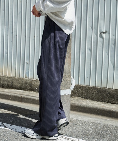 Auntie Rosa Holiday（アンティローザホリデー）の「ストライプタックワイドパンツ（スラックス・レディース・グレー系その他2/ネイビー×ホワイト・マルチサイズ）」の21枚目の写真