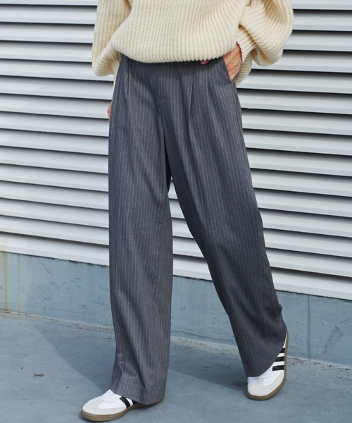 Auntie Rosa Holiday（アンティローザホリデー）の「ストライプタックワイドパンツ（スラックス・レディース・グレー系その他2/ネイビー×ホワイト・マルチサイズ）」の5枚目の写真