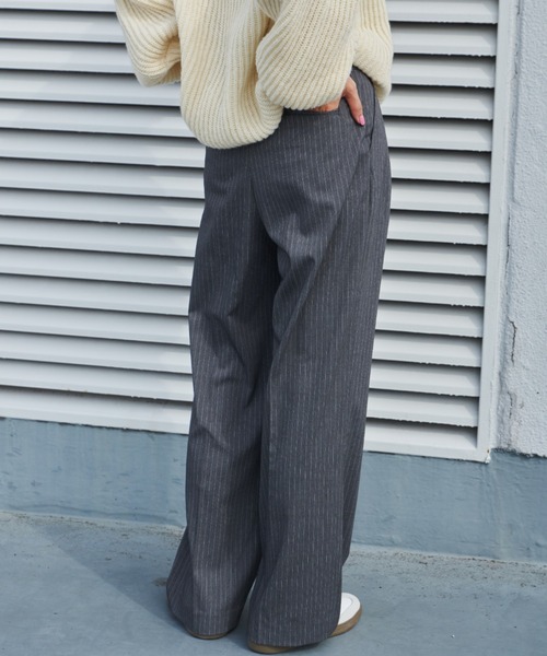 Auntie Rosa Holiday（アンティローザホリデー）の「ストライプタックワイドパンツ（スラックス・レディース・グレー系その他2/ネイビー×ホワイト・マルチサイズ）」の7枚目の写真