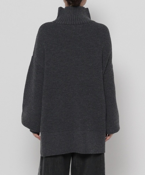 LEPSIM（レプシィム）の「7ゲージハイネック畔チュニック　971327（Tシャツ/カットソー・レディース・チャコールグレー/ライトグレー/ネイビー/オフホワイト・FREE）」の15枚目の写真