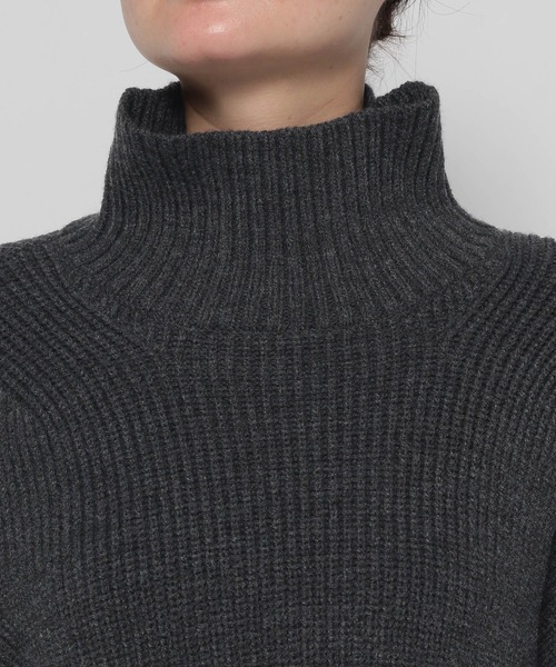 LEPSIM（レプシィム）の「7ゲージハイネック畔チュニック　971327（Tシャツ/カットソー・レディース・チャコールグレー/ライトグレー/ネイビー/オフホワイト・FREE）」の16枚目の写真