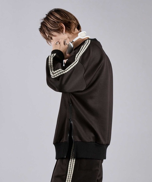 Adoon plain(アドーンプレーン)の「サイドジップトラックスウェット(ジャージ・メンズ・ブラック/アイボリー・MEDIUM/LARGE)」の2枚目の写真