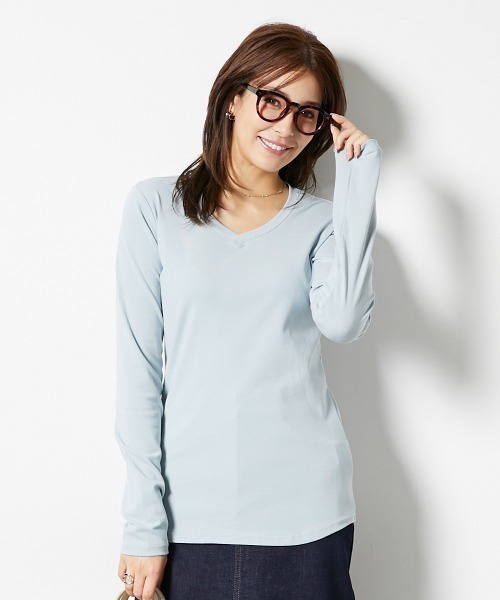 slattgir(スラットジール)の「高身長 綿100%ラウンドヘムロング丈Tシャツ (トールサイズ)(Tシャツ/カットソー・レディース・オフホワイト/ブラック/グリーン/カーキ/杢グレー/ワインレッド/ブルー・3L/LL/4L/L/M/5L)」の6枚目の写真