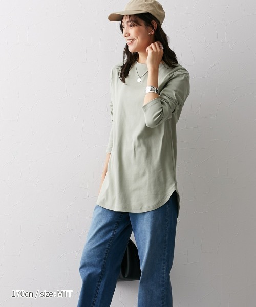 slattgir(スラットジール)の「高身長 綿100%ラウンドヘムロング丈Tシャツ (トールサイズ)(Tシャツ/カットソー・レディース・オフホワイト/ブラック/グリーン/カーキ/杢グレー/ワインレッド/ブルー・3L/LL/4L/L/M/5L)」の16枚目の写真