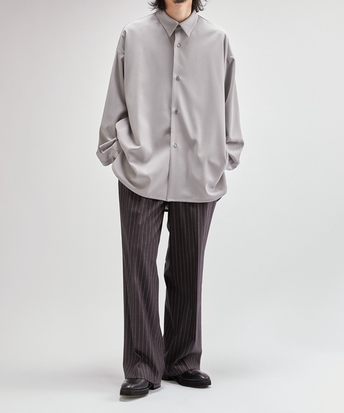 Lui's（ルイス）の「ウォッシャブルBIGシャツ（シャツ/ブラウス・メンズ・ライトグレー/ブラック・FREE）」の8枚目の写真