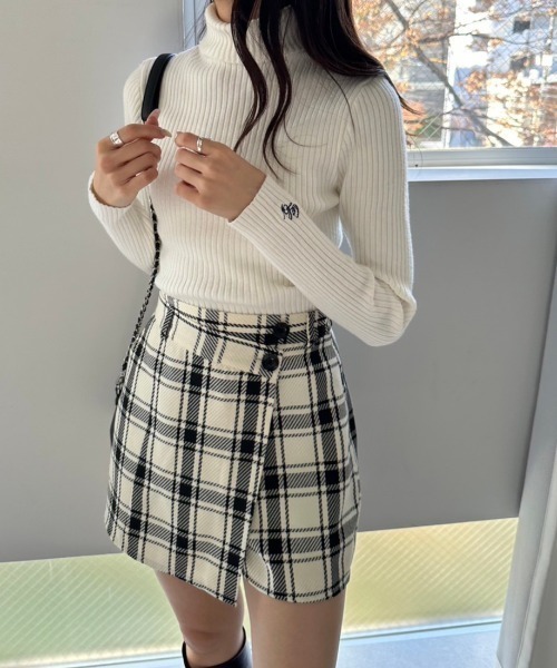 OLIVE des OLIVE（オリーブデオリーブ）の「ラップ風ショートパンツ　1041020010（その他パンツ・レディース・オフホワイト/チャコールグレー/ブラック・FREE）」の7枚目の写真