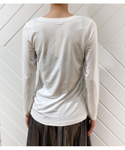 Desert　Rose（デザートローズ）の「【DESERT ROSE/デザートローズ】プリント装飾長袖カットソー（Tシャツ/カットソー・レディース・ホワイト・FREE）」の6枚目の写真