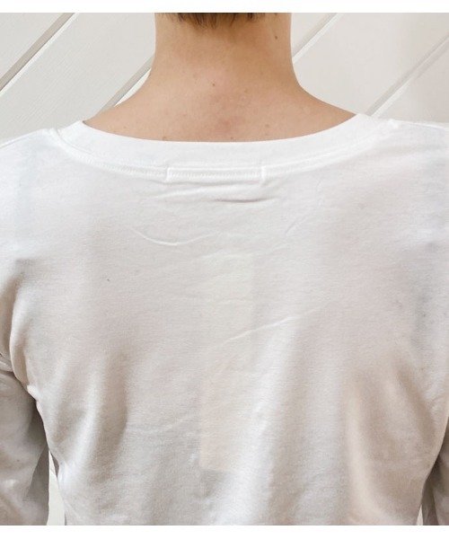 Desert　Rose（デザートローズ）の「【DESERT ROSE/デザートローズ】プリント装飾長袖カットソー（Tシャツ/カットソー・レディース・ホワイト・FREE）」の8枚目の写真