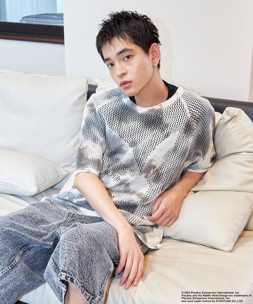 PLAYBOY(プレイボーイ)の「【SEQUENZ】PBHC TIE-DYE KNIT S/S TEE / 半袖 PLAYBOY×SEQUENZ メッシュニット ブランドロゴ ビックサイズ バニー ラビット ヘッド(ニット/セーター・メンズ・チャコール/パープル系その他3/ブルーグレー・MEDIUM/LARGE/X-LARGE)」の6枚目の写真