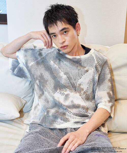 PLAYBOY(プレイボーイ)の「【SEQUENZ】PBHC TIE-DYE KNIT S/S TEE / 半袖 PLAYBOY×SEQUENZ メッシュニット ブランドロゴ ビックサイズ バニー ラビット ヘッド(ニット/セーター・メンズ・チャコール/パープル系その他3/ブルーグレー・MEDIUM/LARGE/X-LARGE)」の8枚目の写真