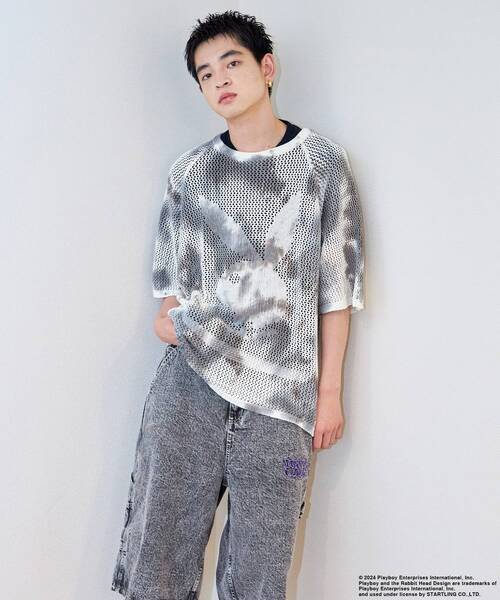 PLAYBOY(プレイボーイ)の「【SEQUENZ】PBHC TIE-DYE KNIT S/S TEE / 半袖 PLAYBOY×SEQUENZ メッシュニット ブランドロゴ ビックサイズ バニー ラビット ヘッド(ニット/セーター・メンズ・チャコール/パープル系その他3/ブルーグレー・MEDIUM/LARGE/X-LARGE)」の9枚目の写真