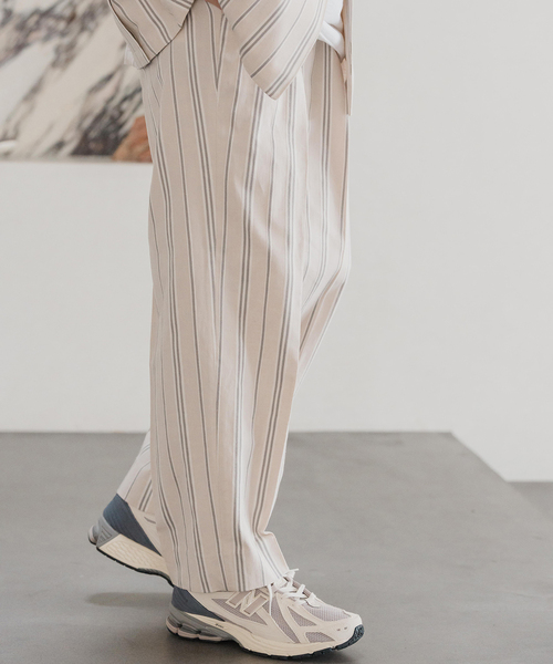 EDIFICE(エディフィス)の「シルクネップ ストライプパンツ(スラックス・メンズ・アイボリー・SMALL/MEDIUM/LARGE)」の19枚目の写真