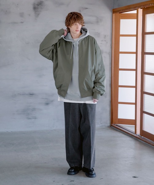 CTHY(シティ)の「ビッグMA-1ブルゾン(MA-1・メンズ・カーキ/ブラック・XL/S/M/L)」の17枚目の写真