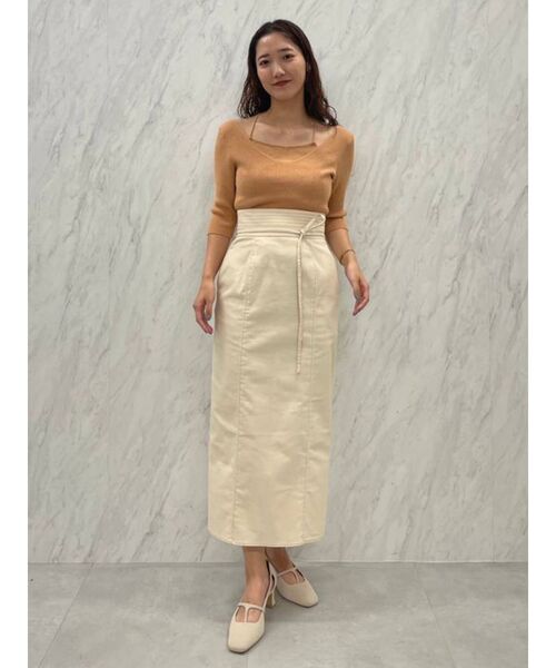 LAGUNAMOON(ラグナムーン)の「バッククロスレイヤードニットプルオーバー(ニット/セーター・レディース・アイボリー/チャコールグレー/オレンジ・FREE)」の12枚目の写真