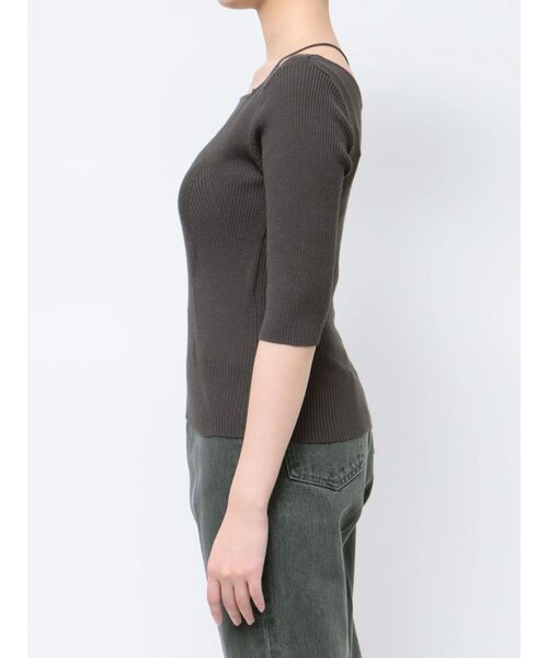 LAGUNAMOON(ラグナムーン)の「バッククロスレイヤードニットプルオーバー(ニット/セーター・レディース・アイボリー/チャコールグレー/オレンジ・FREE)」の15枚目の写真