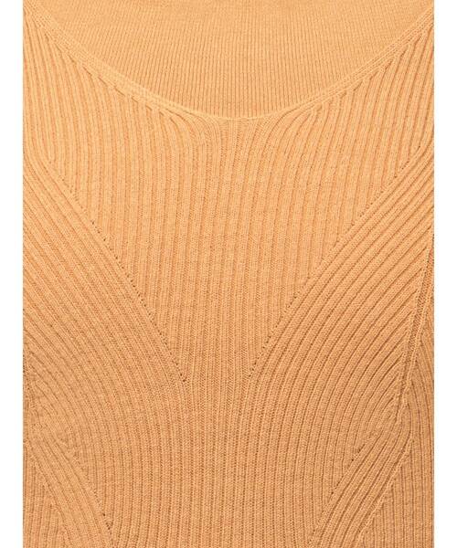 LAGUNAMOON(ラグナムーン)の「バッククロスレイヤードニットプルオーバー(ニット/セーター・レディース・アイボリー/チャコールグレー/オレンジ・FREE)」の6枚目の写真