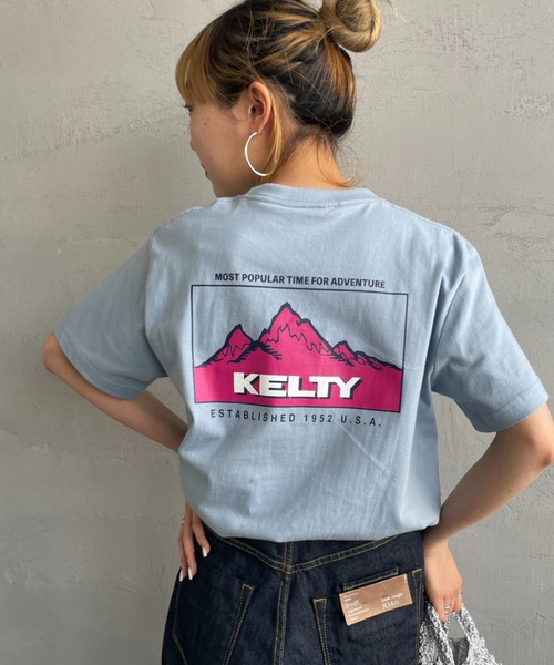 KELTY（ケルティ）の「[KELTY/ケルティ] 別注 バックプリントTシャツ（Tシャツ/カットソー・レディース・ホワイト/ライトグレー/ブルー/ブラック/カーキ・M/L/XS/S）」の5枚目の写真