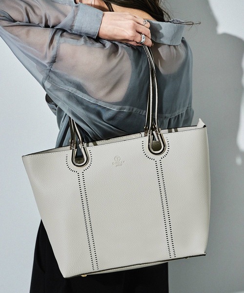 D.KELLY（ディーケリー）の「D.KELLY ホースシューデザイン2wayトートバッグ ママバッグ ショルダーバッグ レディース バッグ（トートバッグ・レディース・ホワイト系その他/キャメル/ダークブルー/モカ/マスタード/ミント/ブラック/ライトピンク/ライトグレー/レッド・ONE SIZE）」の11枚目の写真