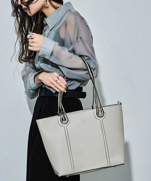 D.KELLY（ディーケリー）の「D.KELLY ホースシューデザイン2wayトートバッグ ママバッグ ショルダーバッグ レディース バッグ（トートバッグ・レディース・ホワイト系その他/キャメル/ダークブルー/モカ/マスタード/ミント/ブラック/ライトピンク/ライトグレー/レッド・ONE SIZE）」の15枚目の写真