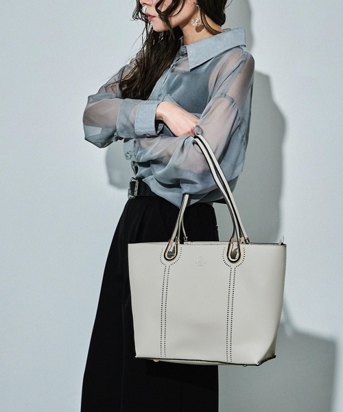 D.KELLY（ディーケリー）の「D.KELLY ホースシューデザイン2wayトートバッグ ママバッグ ショルダーバッグ レディース バッグ（トートバッグ・レディース・ホワイト系その他/キャメル/ダークブルー/モカ/マスタード/ミント/ブラック/ライトピンク/ライトグレー/レッド・ONE SIZE）」の13枚目の写真