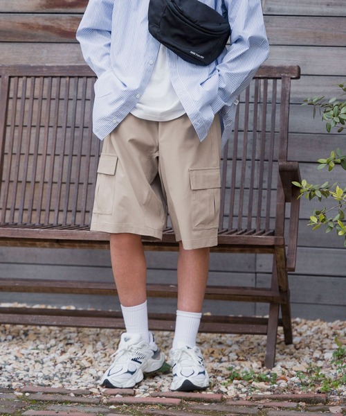 GLOBAL WORK（グローバルワーク）の「ストレッチカーゴショーツ/AND YUA ANY/976547（カーゴパンツ・キッズ・ベージュ/ブラック/カーキ・150cm/160cm/170cm）」の14枚目の写真