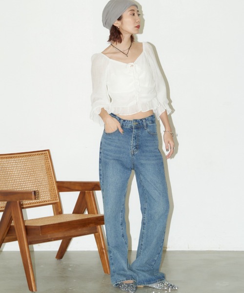 Auntie Rosa Holiday(アンティローザホリデー)の「シャーリングクロップドブラウス(シャツ/ブラウス・レディース・ブラック/イエロー/オフホワイト・FREE)」の5枚目の写真
