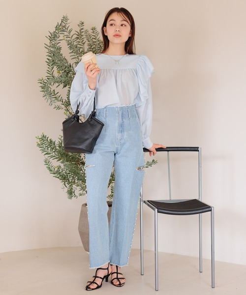 mysty woman（ミスティウーマン）の「【WEB限定アイテム】フリルショルダーブラウス　119181（シャツ/ブラウス・レディース・ピンク/オフホワイト/ブラック/ライトブルー・FREE）」の18枚目の写真