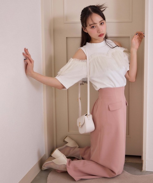 one after another NICE CLAUP(ワンアフターアナザーナイスクラップ)の「チュールテレコトップス(Tシャツ/カットソー・レディース・ブラック/オフホワイト/ベージュ・FREE)」の10枚目の写真