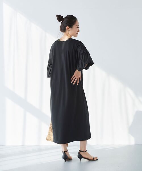 le.coeur blanc(ルクールブラン)の「バルーンスリーブカットワンピース(ワンピース・レディース・ブラック/オレンジ/グリーン/ベージュ・38)」の17枚目の写真