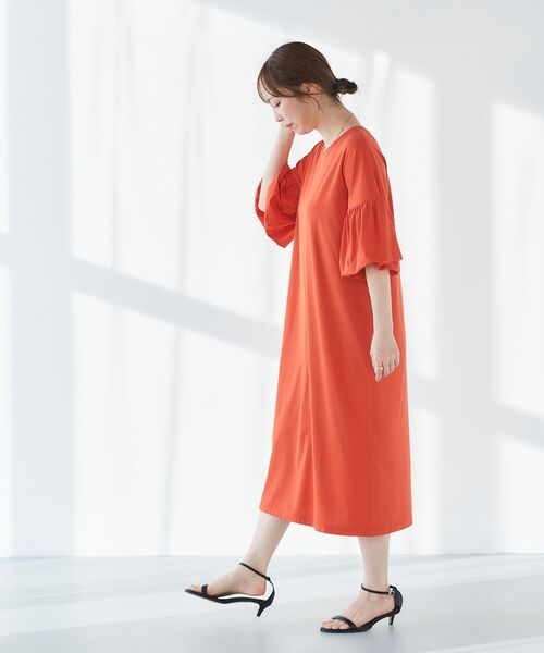 le.coeur blanc(ルクールブラン)の「バルーンスリーブカットワンピース(ワンピース・レディース・ブラック/オレンジ/グリーン/ベージュ・38)」の22枚目の写真