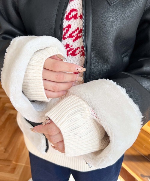 moment+（モーメントプラス）の「フェイクレザー×フェイクファームートンショートブルゾン（ムートンコート・レディース・ブラウン/ブラック系その他/ブラック・M/L）」の15枚目の写真