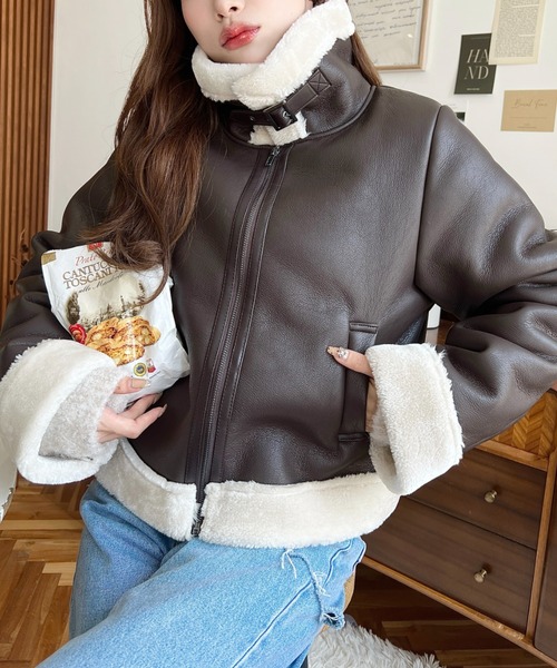 moment+（モーメントプラス）の「フェイクレザー×フェイクファー