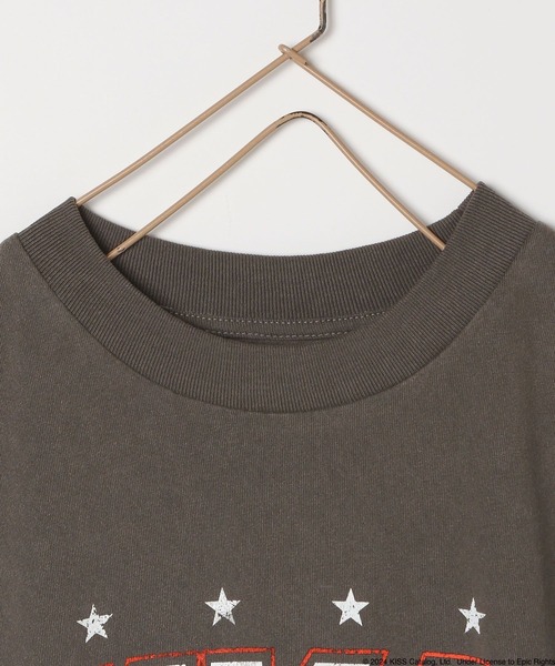 一蹴出品 LOWRYS FARM（ローリーズファーム）の「リメイクKISSフリルT