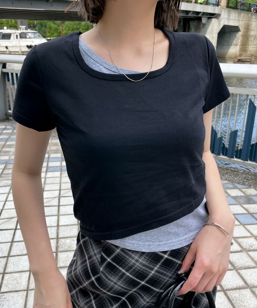 WEGO(ウィゴー)の「WEGO/アシンメトリーバイカラートップス(Tシャツ/カットソー・レディース・ブラック/ホワイト・FREE)」の1枚目の写真