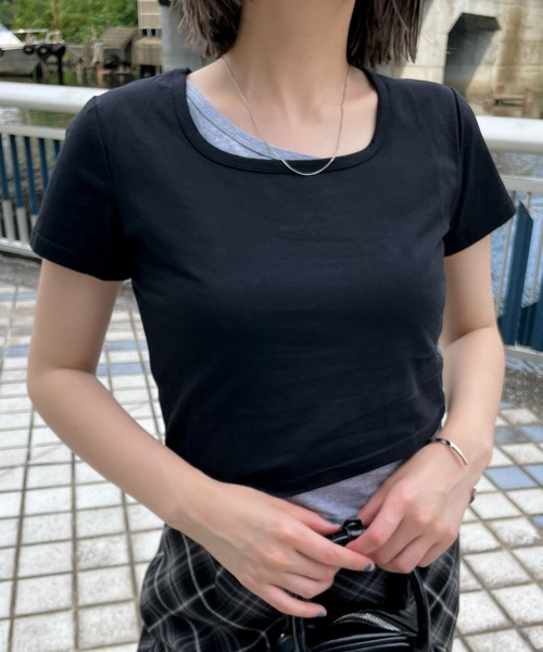 WEGO(ウィゴー)の「WEGO/アシンメトリーバイカラートップス(Tシャツ/カットソー・レディース・ブラック/ホワイト・FREE)」の9枚目の写真
