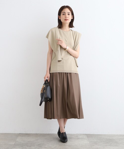 INDIVI（インディヴィ）の「◆【2点セット】ボレロ＆ノースリーブ レイヤードセット（アンサンブル・レディース・ベージュ/チャコールグレー/ブルー・13/38/05/15 ）」の10枚目の写真