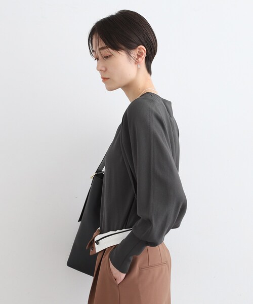 INDIVI（インディヴィ）の「◆【2点セット】ボレロ＆ノースリーブ レイヤードセット（アンサンブル・レディース・ベージュ/チャコールグレー/ブルー・13/38/05/15 ）」の18枚目の写真