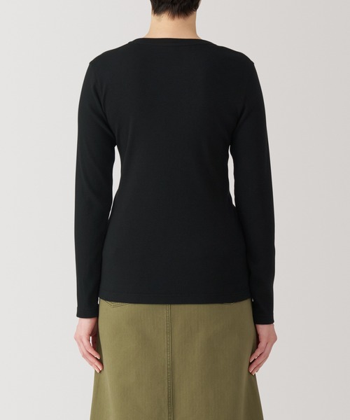 無印良品(ムジルシリョウヒン)の「婦人 大豆繊維を使ったリブ編みクルーネック長袖Tシャツ(Tシャツ/カットソー・レディース・ピンク/ライトグリーン/アイボリー/ブラック/ダークブラウン・L/M/S/XL)」の14枚目の写真