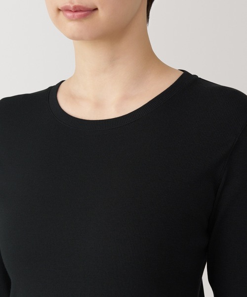 無印良品(ムジルシリョウヒン)の「婦人 大豆繊維を使ったリブ編みクルーネック長袖Tシャツ(Tシャツ/カットソー・レディース・ピンク/ライトグリーン/アイボリー/ブラック/ダークブラウン・L/M/S/XL)」の15枚目の写真