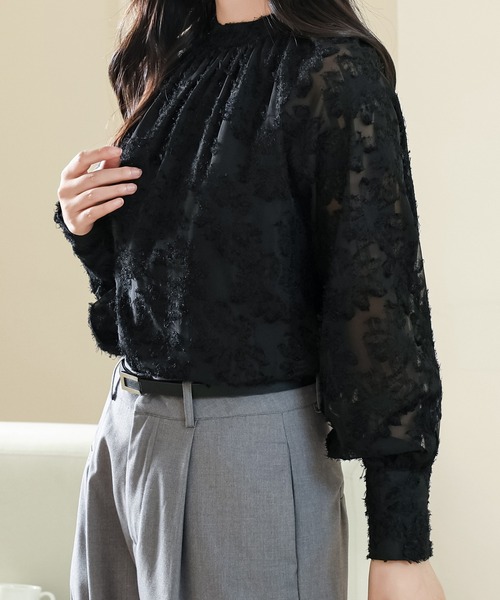 Lace Ladies（レースレディース）の「花柄 シャギー ボリューム袖 ギャザー シアー ブラウス（シャツ/ブラウス・レディース・アイボリー/ブラック/ホワイト/ブラウン・FREE/S）」の6枚目の写真