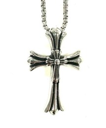 Never mind the XU / Chikashitsu+（ネバーマインド ザ エックスユー / チカシツプラス）の「【Never mind the XU】cross necklace / 【ネバーマインド ザ エックスユー】クロスネックレスシルバーネックレス（ネックレス）」