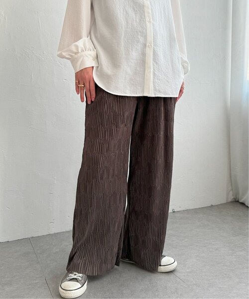 LBC（エルビーシー）の「プリーツイージーパンツ（その他パンツ・レディース・ダークラベンダー/グリーン系その他/グレー/ブラウン/ブラック・M）」の19枚目の写真