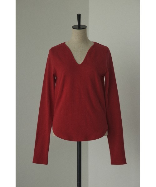 BLACK BY MOUSSY（ブラックバイマウジー）の「v neck tight tops(Vネックタイトトップス)（Tシャツ/カットソー・レディース・ブラウン/レッド/ブラック/オフホワイト/グレー・FREE）」の5枚目の写真