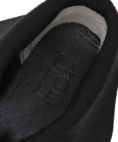 LAKOLE（ラコレ）の「ZIPニットコンビブーツ / 140074（ブーツ・レディース・ブラック/シルバー・MEDIUM/LARGE）」の17枚目の写真